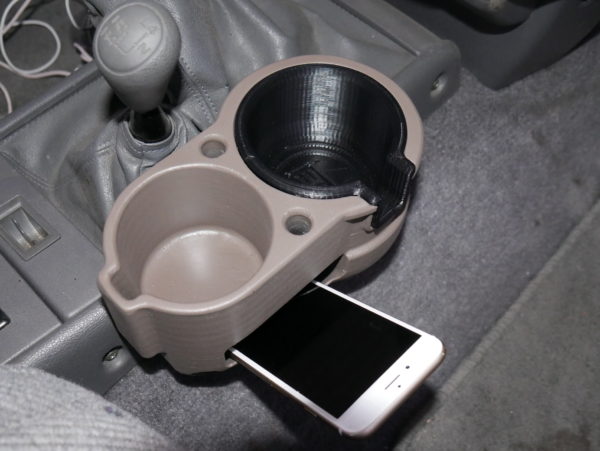 2nd Gen 4Runner Double Cup Holder – BH3D Printing